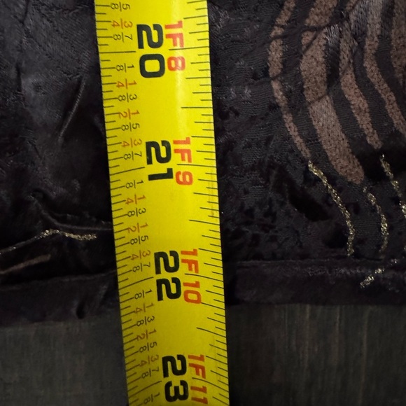 Chico’s Jacquard Quilted Vest Brown Metallic Pattern Zip Front Size 0 XS - Picture 13 of 14